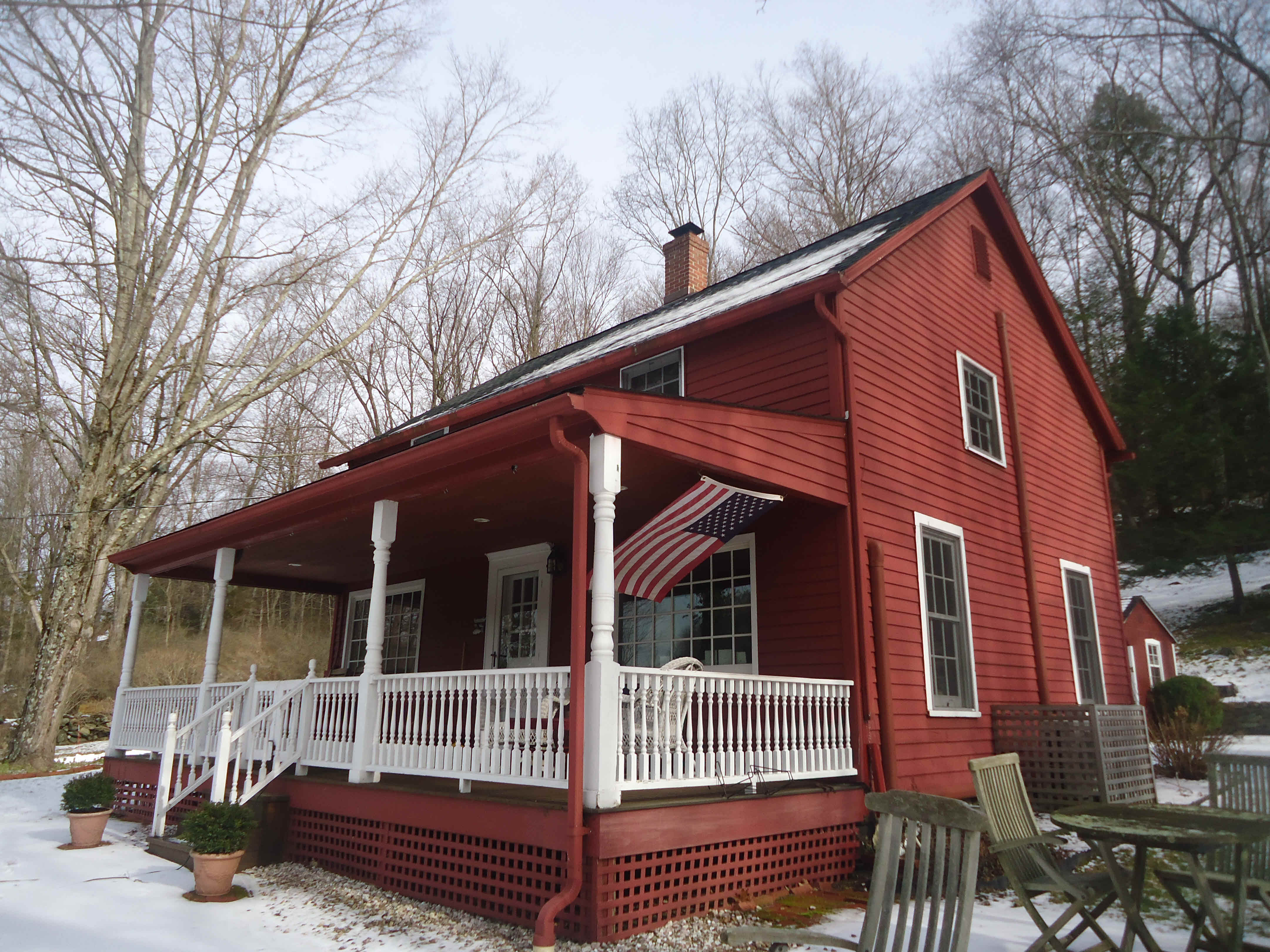 Building photograph for 75 LILLINONAH LAKE RD NORTH